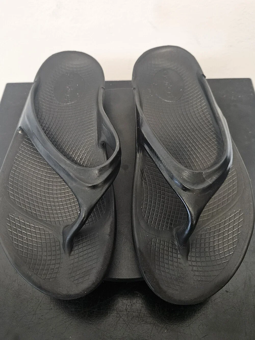 OOFOS OOLALA Women's Recovery Sandal #1400 Black